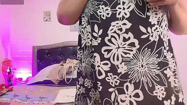 VickyBoobss online show from 07/04/26, 12:22