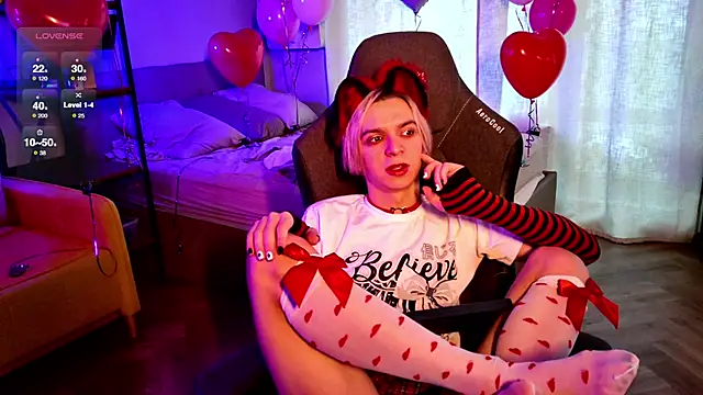 leon yuugen online show from 02/14/25, 08:21