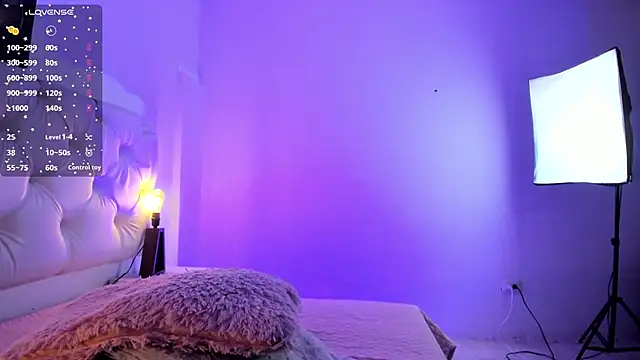 Snapshot of kathy_bakerr chatting on 11/22/25, 01:43 kathy bakerr online show from 11/22/25, 01:43