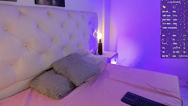 Snapshot of kathy_bakerr chatting on 12/15/25, 01:26 kathy bakerr online show from 12/15/25, 01:26