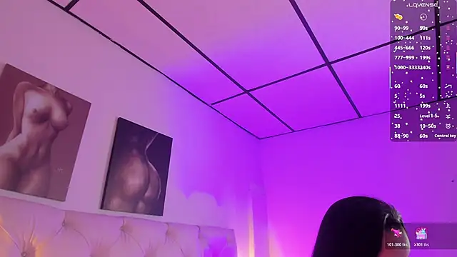 Snapshot of kathy_bakerr chatting on 12/17/25, 01:28 kathy bakerr online show from 12/17/25, 01:28