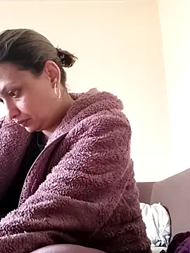 rosse26830 online show from 03/22/25, 10:49