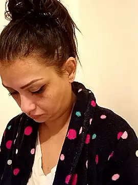 rosse26830 online show from 01/14/26, 03:39