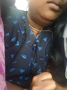 Snapshot of kanikasree chatting on 12/23/25, 03:26 kanikasree online show from 12/23/25, 03:26