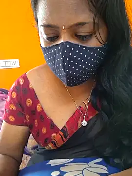 Snapshot of kanikasree chatting on 02/10/26, 03:43 kanikasree online show from 02/10/26, 03:43