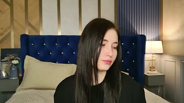 EmmaLawrens online show from 02/17/26, 08:37