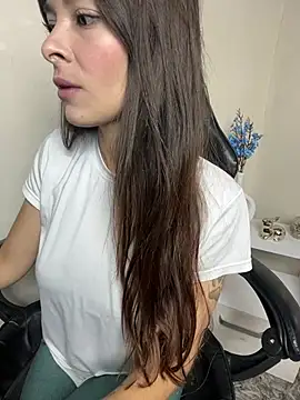 Snapshot of Aleska_Miami chatting on 04/10/26, 02:22 Aleska Miami online show from 04/10/26, 02:22