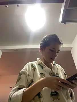 Snapshot of Aleska_Miami chatting on 04/15/26, 12:45 Aleska Miami online show from 04/15/26, 12:45