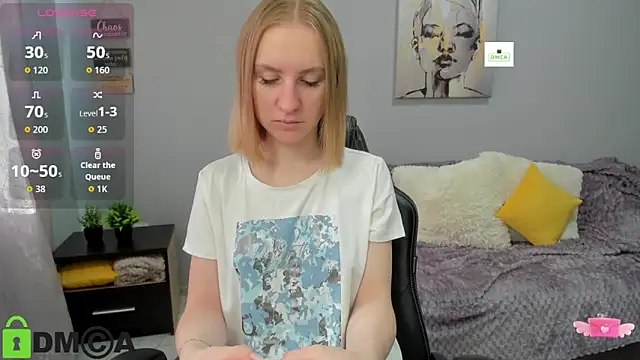 Snapshot of BeautyBlondy chatting on 03/15/26, 07:14 BeautyBlondy online show from 03/15/26, 07:14