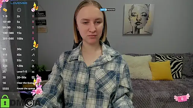 Snapshot of BeautyBlondy chatting on 04/23/26, 08:57 BeautyBlondy online show from 04/23/26, 08:57