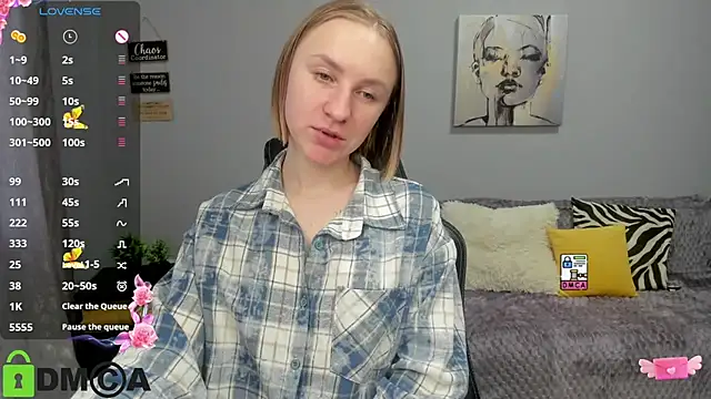 Snapshot of BeautyBlondy chatting on 04/23/26, 12:29 BeautyBlondy online show from 04/23/26, 12:29