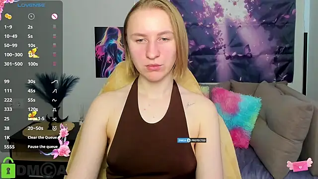 Snapshot of BeautyBlondy chatting on 05/07/26, 12:32 BeautyBlondy online show from 05/07/26, 12:32