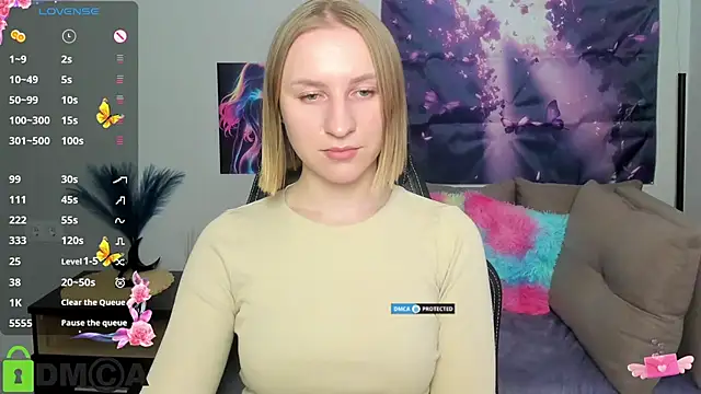 Snapshot of BeautyBlondy chatting on 05/13/26, 12:24 BeautyBlondy online show from 05/13/26, 12:24