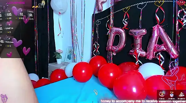 Snapshot of Cleo_Hott chatting on 02/12/25, 08:49 Cleo Hott online show from 02/12/25, 08:49