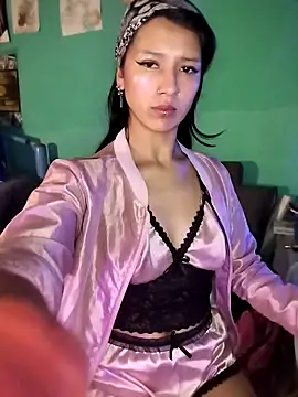 Cleo Hott online show from 11/05/25, 05:29