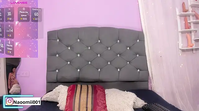 naomii 0 online show from 12/17/25, 01:06