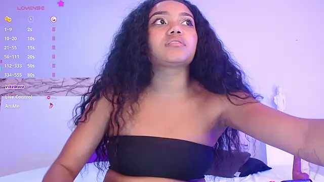 Snapshot of JasmineRose7 chatting on 02/27/25, 10:04 JasmineRose7 online show from 02/27/25, 10:04