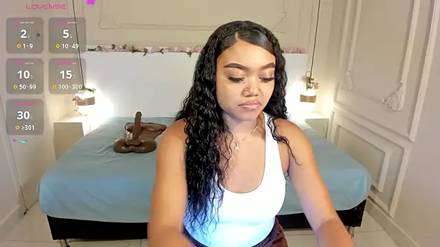 Snapshot of JasmineRose7 chatting on 09/16/25, 01:34 JasmineRose7 online show from 09/16/25, 01:34