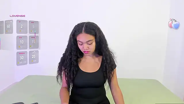 Snapshot of JasmineRose7 chatting on 03/07/26, 01:41 JasmineRose7 online show from 03/07/26, 01:41