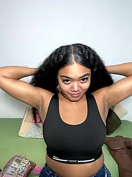 Snapshot of JasmineRose7 chatting on 03/17/26, 11:57 JasmineRose7 online show from 03/17/26, 11:57