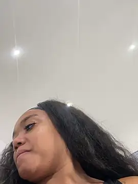 Snapshot of JasmineRose7 chatting on 04/16/26, 10:38 JasmineRose7 online show from 04/16/26, 10:38