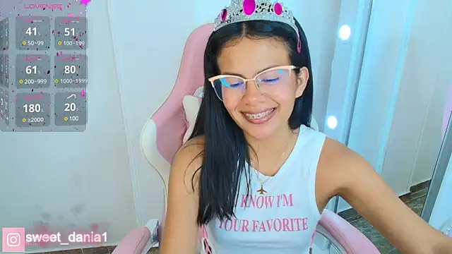 sweet dania  online show from 03/01/25, 03:43