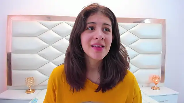 MiaQueen021 online show from 01/28/25, 03:46