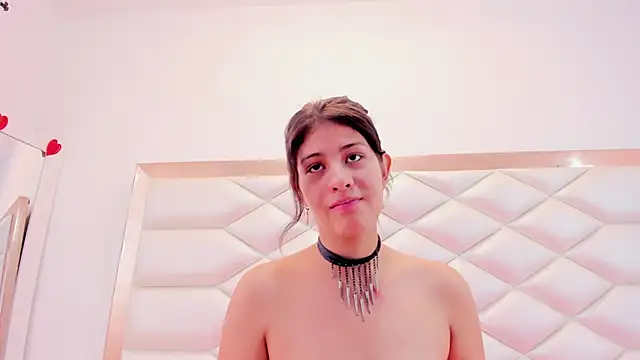 MiaQueen021 online show from 03/12/25, 03:29