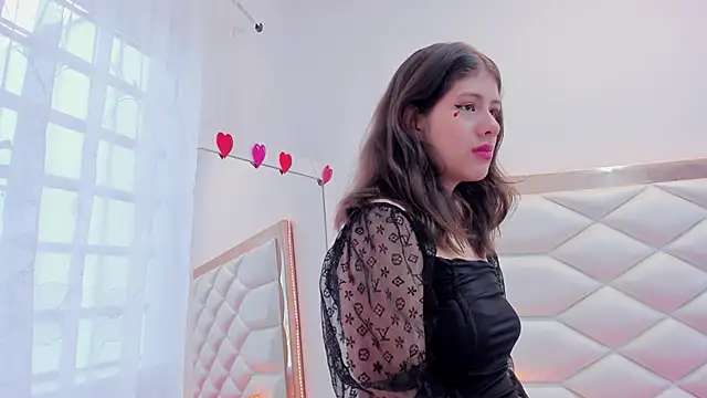 MiaQueen021 online show from 03/21/25, 01:12