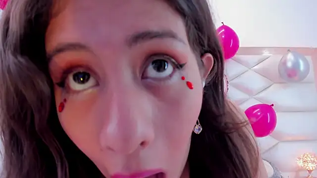 MiaQueen021 online show from 03/21/25, 04:18