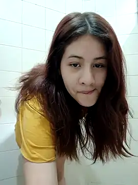 MiaQueen021 online show from 10/06/25, 05:10