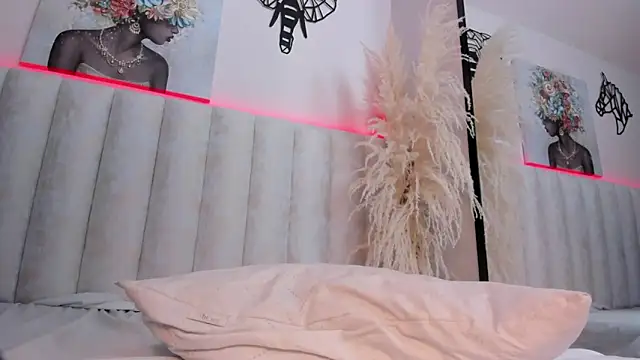  Cristal Collins online show from 01/18/25, 11:22