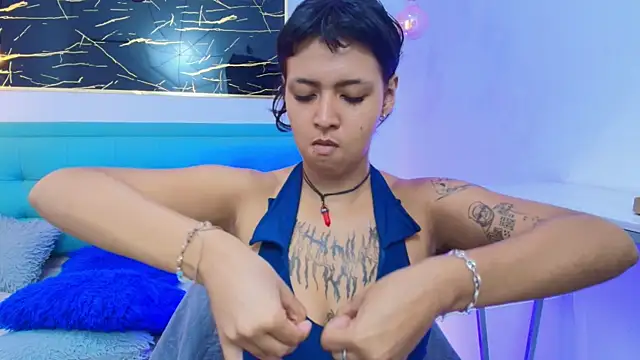 gabriela cortez online show from 10/03/25, 12:13