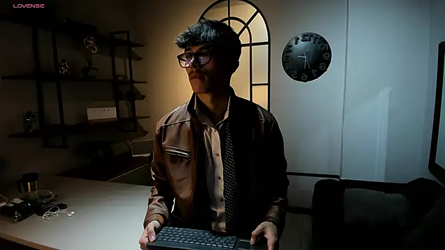 tim  fox online show from 11/11/25, 12:05