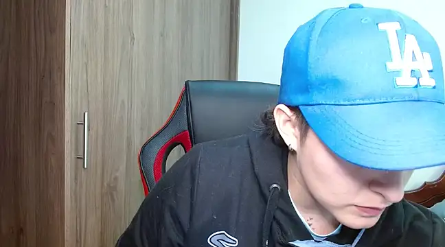 alex parker07 online show from 01/22/25, 08:17