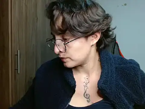 alex parker07 online show from 01/31/25, 02:48