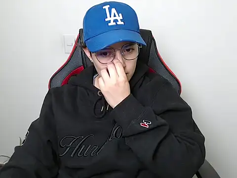 alex parker07 online show from 02/05/25, 12:31