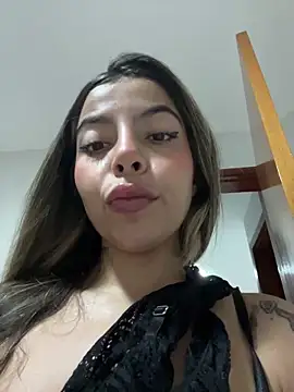 Snapshot of ninfduda chatting on 12/16/25, 10:37 ninfduda online show from 12/16/25, 10:37
