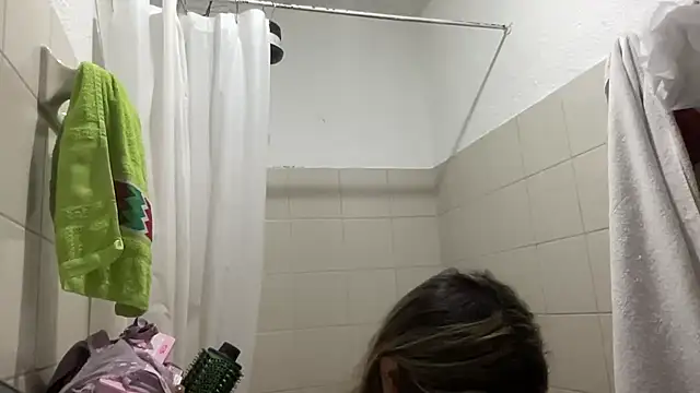 LunaBeya online show from 03/07/26, 12:35