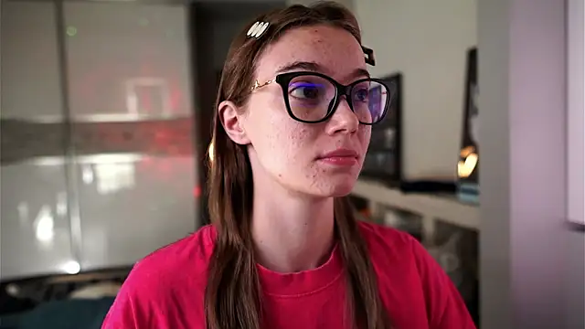 ileanacampbe online show from 09/10/25, 04:23