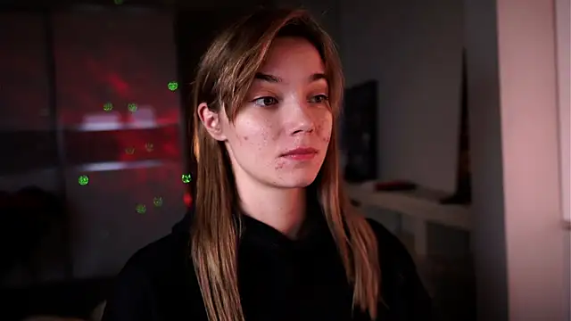 ileanacampbe online show from 10/24/25, 04:09