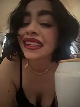 Snapshot of lashula chatting on 05/16/26, 10:08 lashula online show from 05/16/26, 10:08
