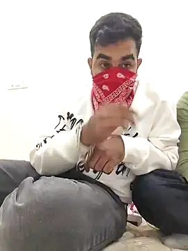 13lusty online show from 02/07/25, 08:55