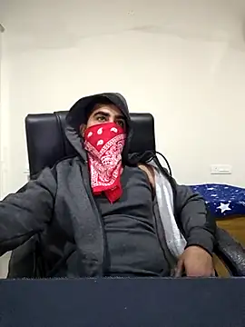 13lusty online show from 02/25/25, 11:30