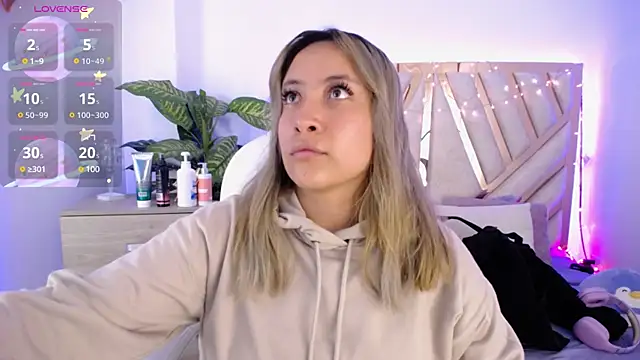 NyxAndria 1 online show from 03/11/25, 08:42