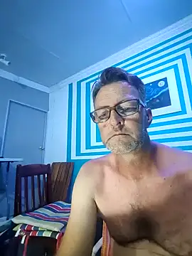 Snapshot of itsmeyes69 chatting on 01/26/25, 11:39 itsmeyes69 online show from 01/26/25, 11:39