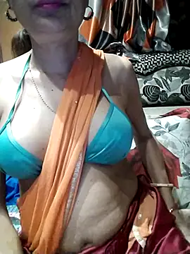 SANA-LEONI online show from 02/28/25, 03:04