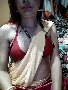 SANA-LEONI online show from 10/15/25, 02:39