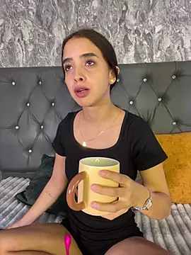 StefanyRousse online show from 06/03/26, 12:30