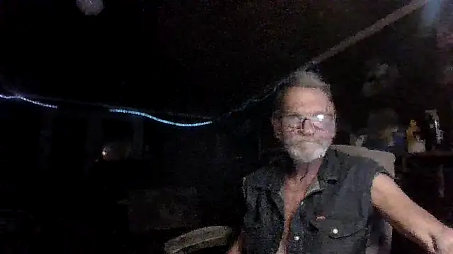 Snapshot of Aldick68 chatting on 04/18/26, 07:45 Aldick68 online show from 04/18/26, 07:45